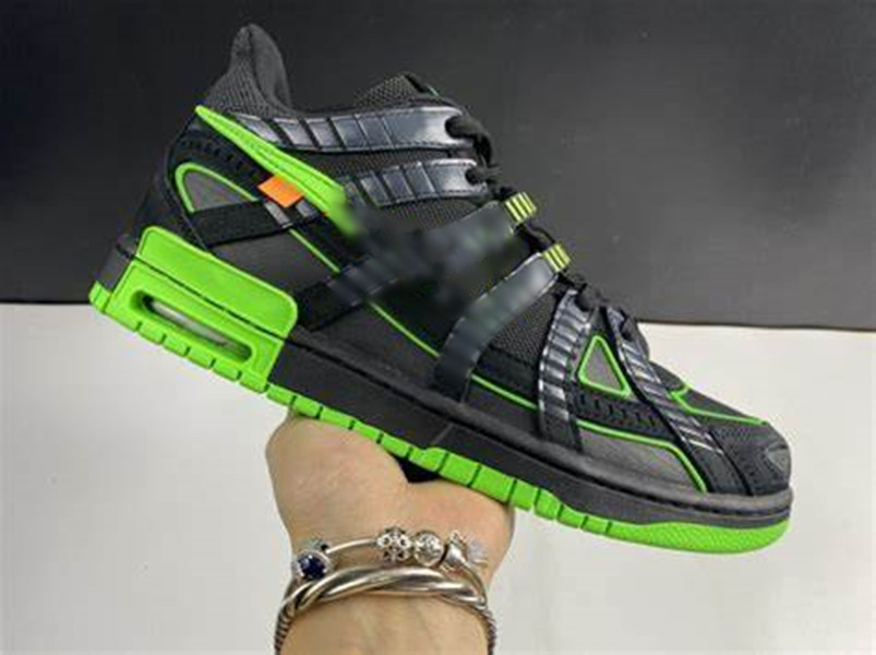 Shoes Mens Dunks Low RUBBER GREEN STRIKE Basketball Shoe High Quality Sports Sneakers black/white/green strike Size 36-47 Available, Box
Shoes Mens Dunks Low RUBBER GREEN STRIKE Basketball Shoe High Quality Sports Sneakers black/white/green strike Size 36-47 Available, Box