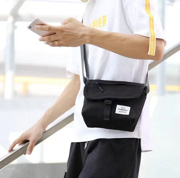 Evening Bags Tas Selempang Slingbag Unisex Pushop Daniel, Black