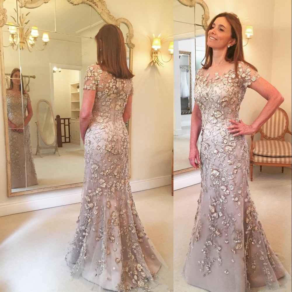 2022 Elegant Mother off bride dresses 3D Floral Flower Lace Crystal Beads Jewel Neck Illusion Short Sleeves Beaded Long Mermaid For Women Formal Mothers Gowns
2022 Elegant Mother off bride dresses 3D Floral Flower Lace Crystal Beads Jewel Neck Illusion Short Sleeves Beaded Long Mermaid For Women Formal Mothers Gowns