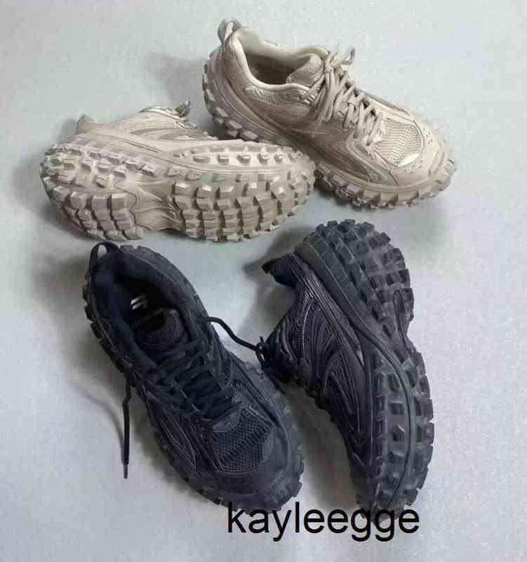 2022 New Men Women designer Casual Shoes Platform Defender Sneakers Beige Black Tire Shoes STARS LOVES Mens Trainers Sports 35-45 womens, Bubble bag + shoe box
2022 New Men Women designer Casual Shoes Platform Defender Sneakers Beige Black Tire Shoes STARS LOVES Mens Trainers Sports 35-45 womens, Bubble bag + shoe box