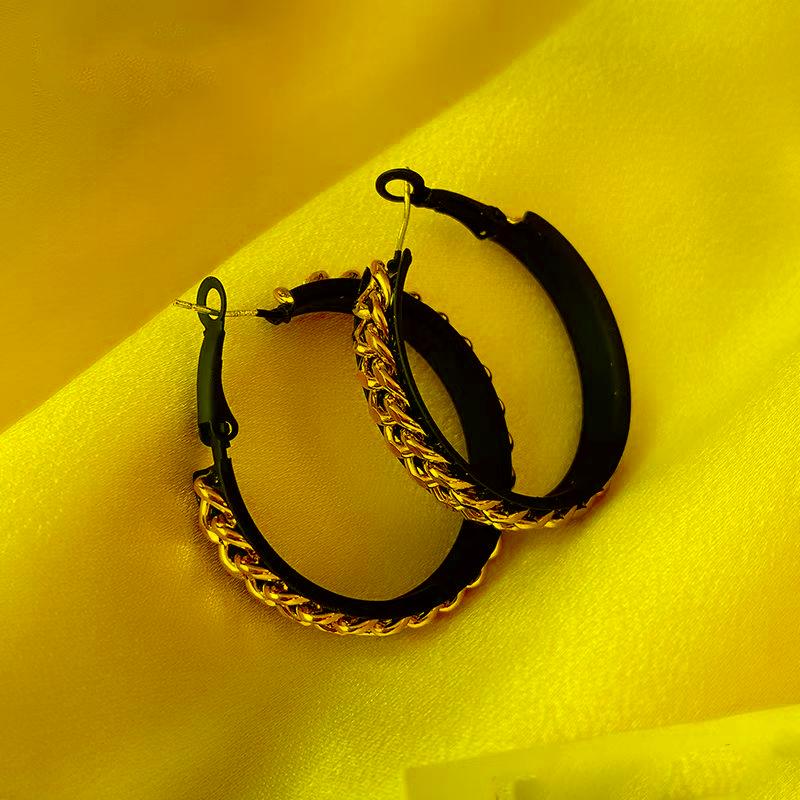 Hoop & Huggie Large Black Earrings For Women Exaggerated Metal Chain Personality Fashion Round Ladies JewelryHoop
Hoop & Huggie Large Black Earrings For Women Exaggerated Metal Chain Personality Fashion Round Ladies JewelryHoop