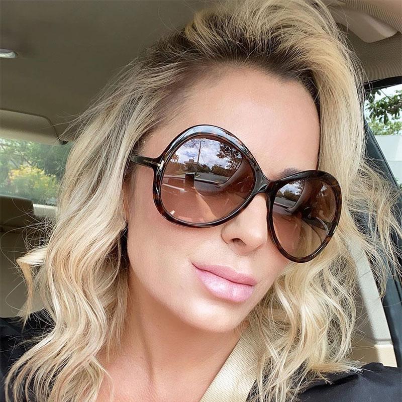Sunglasses Oversized Men Women Big Frame Brand Designer Fashion Shades Summer Style UV400 Vintage Sun Glasses Black LeopardSunglasses
Sunglasses Oversized Men Women Big Frame Brand Designer Fashion Shades Summer Style UV400 Vintage Sun Glasses Black LeopardSunglasses