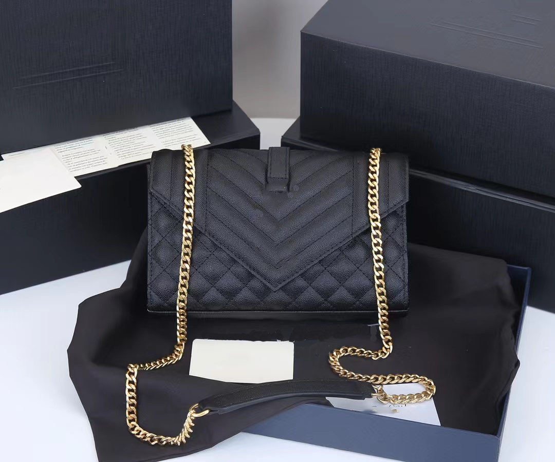 luxury designer Women handbags totes shopping bag Clutch Flap handbag CF classic canvas fashion BOY MINI bags travel Crossbody Shoulder Wallet 1754, White
luxury designer Women handbags totes shopping bag Clutch Flap handbag CF classic canvas fashion BOY MINI bags travel Crossbody Shoulder Wallet 1754, White