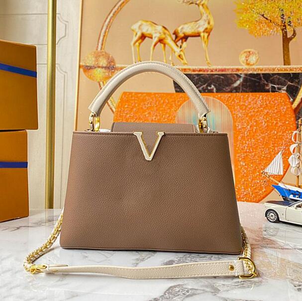 Capucin Handbags Tote Bag Women Designers Crossbody Bags Clemence Leather Braided Chain Gold Hardware Solid Color Shoulder Tote Wallets, Black
Capucin Handbags Tote Bag Women Designers Crossbody Bags Clemence Leather Braided Chain Gold Hardware Solid Color Shoulder Tote Wallets, Black