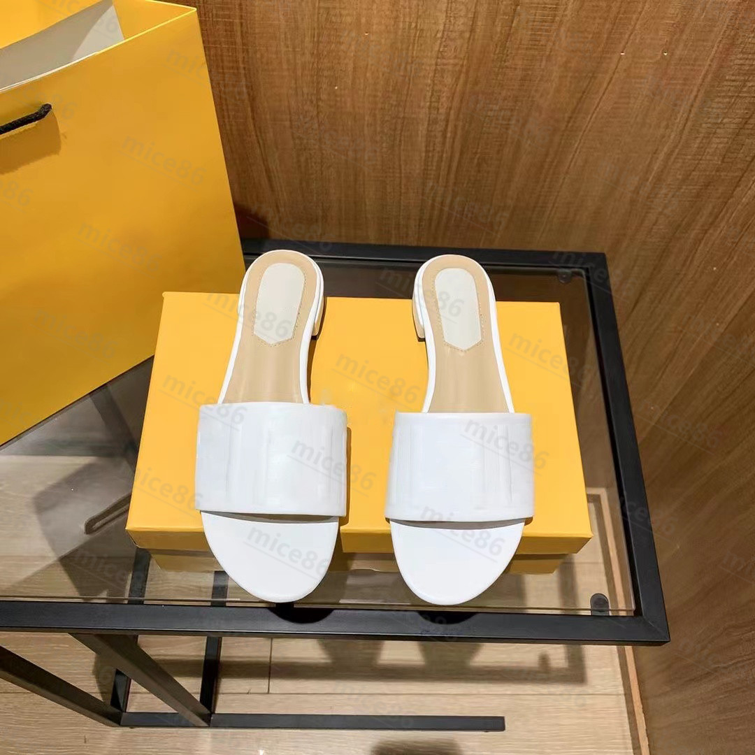 Top Women Men Beach Luxury designers sandals slippers sandals Summer Embossing Flip Flops Genuine Leather lady Slipper Metal shoes sneakers nylon Slides Large, Black
Top Women Men Beach Luxury designers sandals slippers sandals Summer Embossing Flip Flops Genuine Leather lady Slipper Metal shoes sneakers nylon Slides Large, Black