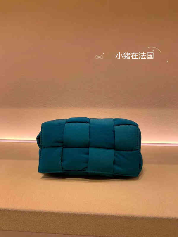 Designer Bag Women's Handbags Venetas Bottegas Cassette Nylon Woven Pillow One Shoulder Men's Chest, Black3
Designer Bag Women's Handbags Venetas Bottegas Cassette Nylon Woven Pillow One Shoulder Men's Chest, Black3