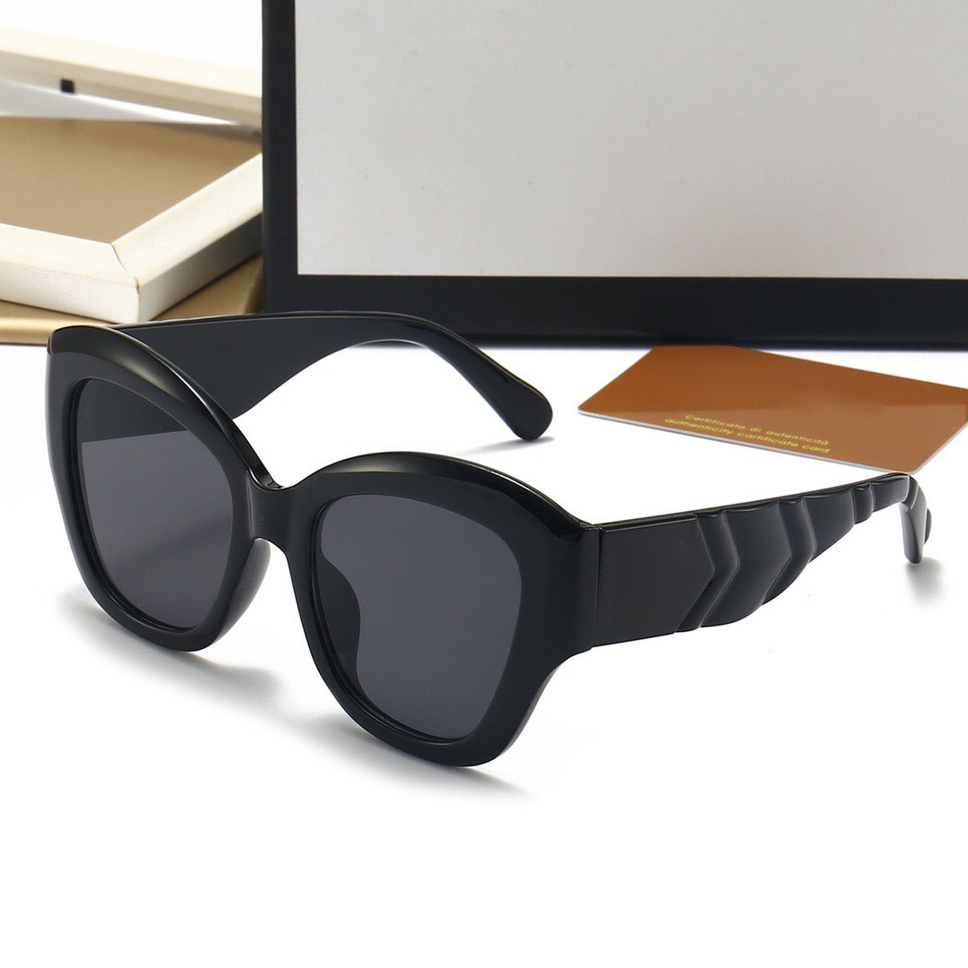 Designer Luxury Brand Polarized Classic Eyewear Women Men SunGlasses Fashion Sunglasses UV400 Protection Lenses Mirror Cat Eye Sunglass
Designer Luxury Brand Polarized Classic Eyewear Women Men SunGlasses Fashion Sunglasses UV400 Protection Lenses Mirror Cat Eye Sunglass