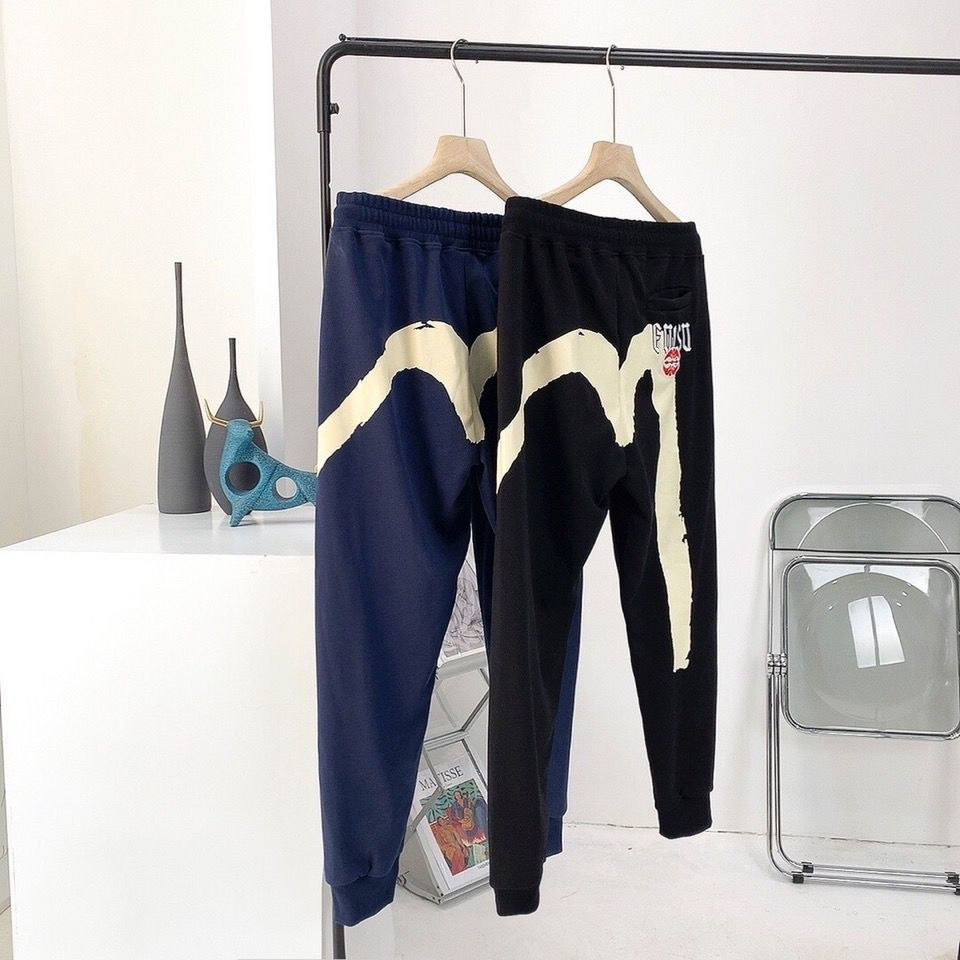 Spring Summer Sweatpants Retro Men' and Women' Oblique Brush Big M Printed Cotton Sport Casual Pants, Black
Spring Summer Sweatpants Retro Men' and Women' Oblique Brush Big M Printed Cotton Sport Casual Pants, Black