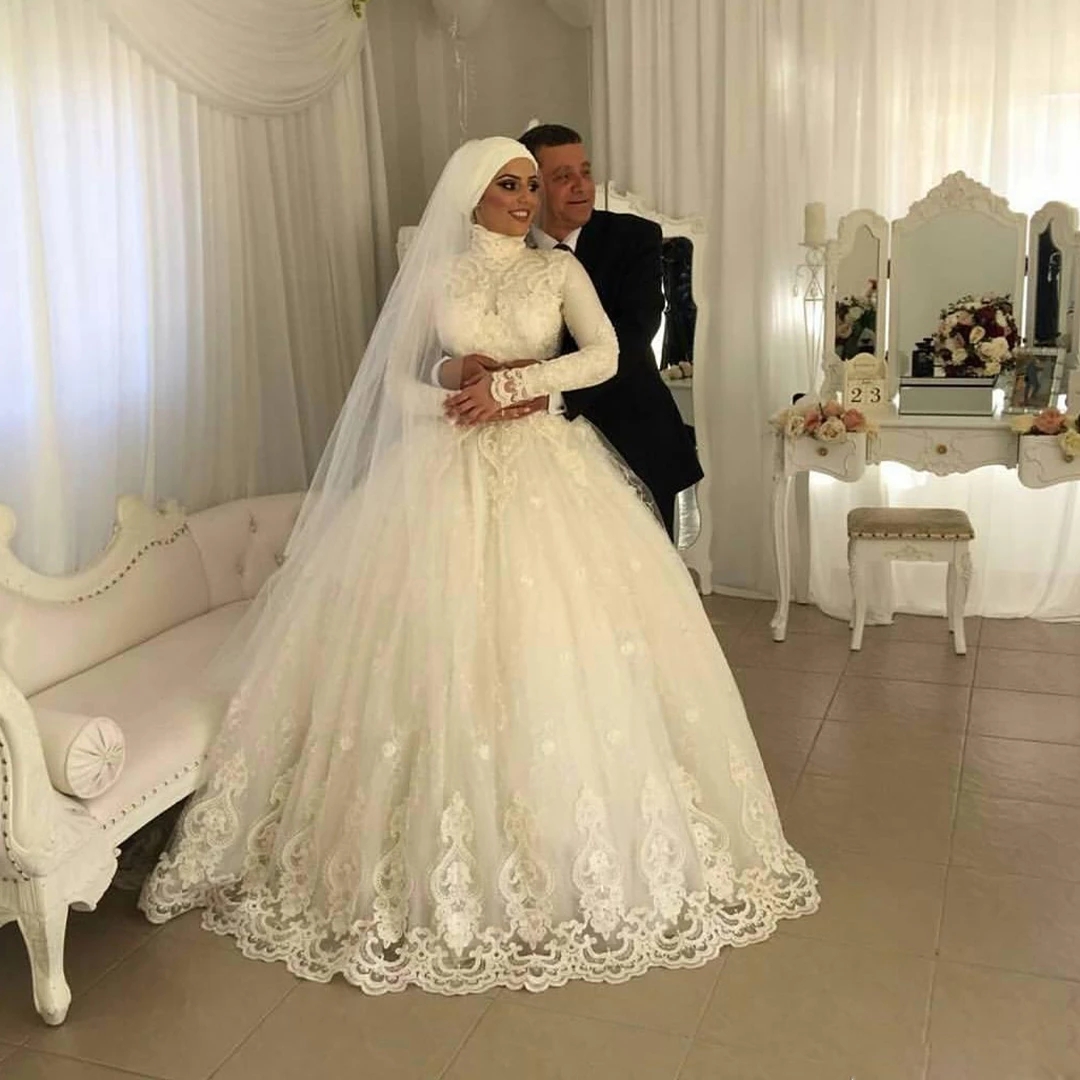 Ball Lace Classic ral Wedding Dresses Pear Saudi Arabia Dubai Bridal Gown Long Sleeve Princess Kafan Vestidos Novia