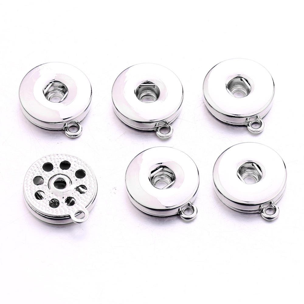Fashion Metal 18MM Ginger Snap Button Base Pendant charms for DIY Snaps Buttons Necklace earrings Bracelet Jewelry accessorie
