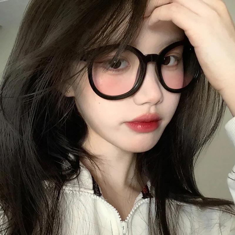 Sunglasses Fashion Women Decorative Glasses Round For Ladies Eyeglasses Black Frame Fake Powder Blusher Plain No Need MakeupSunglasses
Sunglasses Fashion Women Decorative Glasses Round For Ladies Eyeglasses Black Frame Fake Powder Blusher Plain No Need MakeupSunglasses