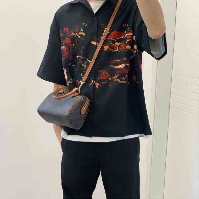 2022 brand C Lisa same old flower pillow women's Arc de Triomphe printed medieval Bag Speedy handbag, Brown print
2022 brand C Lisa same old flower pillow women's Arc de Triomphe printed medieval Bag Speedy handbag, Brown print