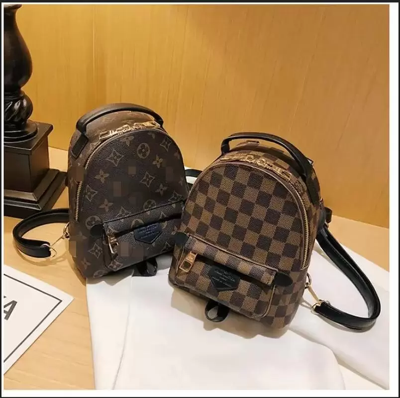 High Quality Arrival PU Leather Backpack Bag Women's Designer Bags Fashion Casual Women Small Back pack PALM SPRINGS Style GGs Louiseity Viutonity LVs YSLs, M5-brown plaid
High Quality Arrival PU Leather Backpack Bag Women's Designer Bags Fashion Casual Women Small Back pack PALM SPRINGS Style GGs Louiseity Viutonity LVs YSLs, M5-brown plaid