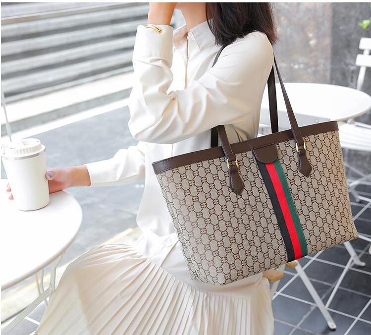 2 Pcs/set Luxury Designe Shopping Bagr Backpack High Capacity Tote Handbag for Women Trends Brand Striped Shopper Shoulder Bag, 01
2 Pcs/set Luxury Designe Shopping Bagr Backpack High Capacity Tote Handbag for Women Trends Brand Striped Shopper Shoulder Bag, 01