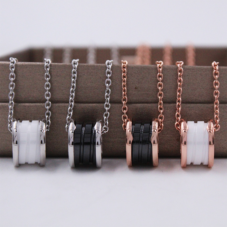 Europe America Fashion Style Men Lady Women Stainless Steel 18k Gold Engraved B Letter Inlay Black White Ceramic Pendant Chain Necklace
Europe America Fashion Style Men Lady Women Stainless Steel 18k Gold Engraved B Letter Inlay Black White Ceramic Pendant Chain Necklace