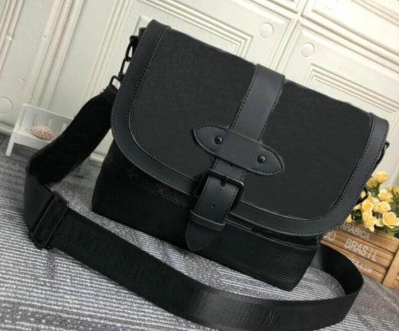 M45911 SAUMUR Messenger Mens Shoulder Bag Canvas Leather Cross Body Eclipse Black Purse Men Luxurys Messenger Bags Handbag
M45911 SAUMUR Messenger Mens Shoulder Bag Canvas Leather Cross Body Eclipse Black Purse Men Luxurys Messenger Bags Handbag