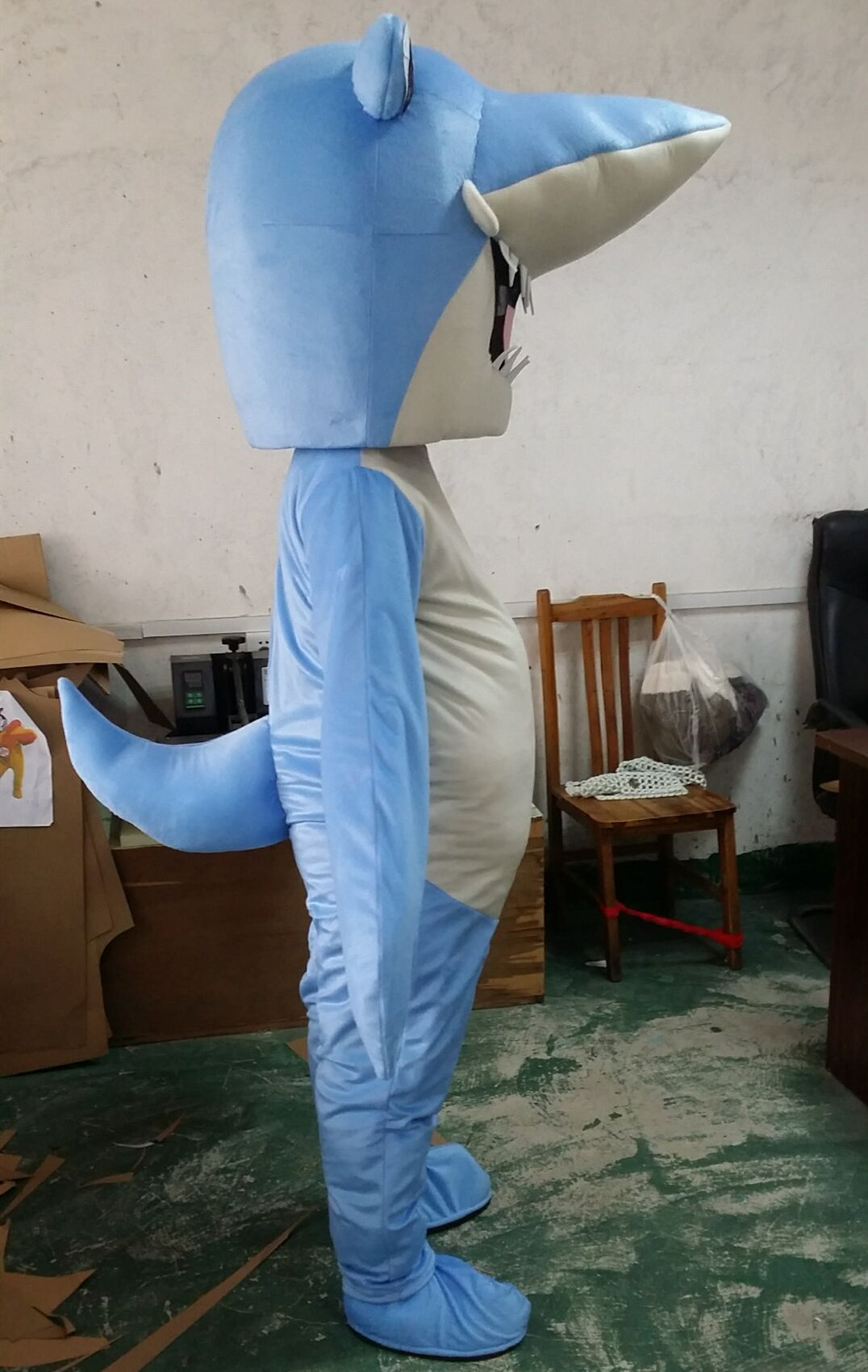 Mascot doll costume Ocean Shark Mascot Costume Party Mascot Animal Costume Halloween Fancy Dress Christmas Stage Performance Clothes, Default color
Mascot doll costume Ocean Shark Mascot Costume Party Mascot Animal Costume Halloween Fancy Dress Christmas Stage Performance Clothes, Default color