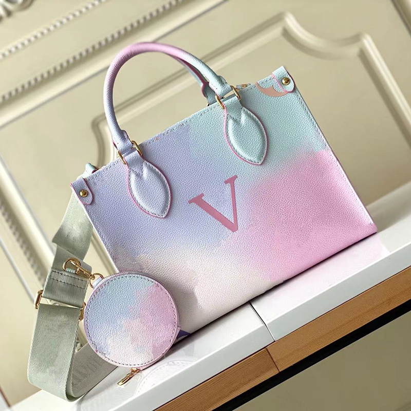 Designer Bag ONTHEGO Handbag Top Quality Shopping Luxury Shoulder Bags Monograms Fashion Totes Crossbody Women Purse Gradient Leather Handbags MM Wallet, Customize
Designer Bag ONTHEGO Handbag Top Quality Shopping Luxury Shoulder Bags Monograms Fashion Totes Crossbody Women Purse Gradient Leather Handbags MM Wallet, Customize
