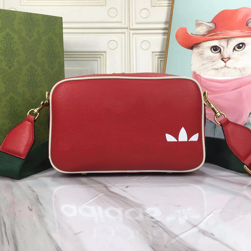 womens mens Green red Web Crossbody Bags monograms combines Handbag designer Horsebit 1955 Shoulder Bags Trefoil print Camera Small purse Messenger, Color 1
womens mens Green red Web Crossbody Bags monograms combines Handbag designer Horsebit 1955 Shoulder Bags Trefoil print Camera Small purse Messenger, Color 1