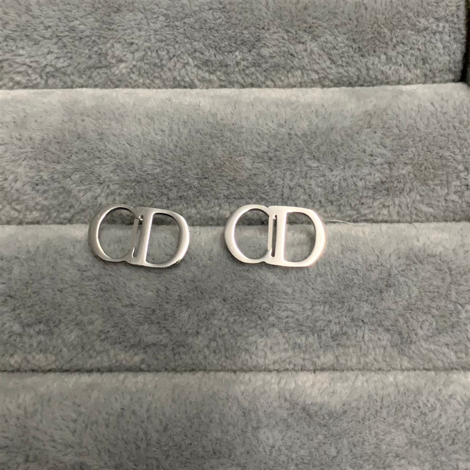 Never fade Extravagant jewelry men letter large small studs Classic design earrings 316L Stainless Steel silver elagant women stud3250
Never fade Extravagant jewelry men letter large small studs Classic design earrings 316L Stainless Steel silver elagant women stud3250