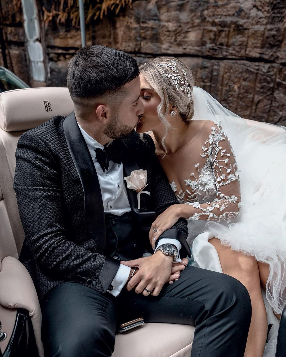 Saudi Arabia Lace Mermaid Wedding Dress Sheer Jewel Neck Long Sleeve Plus Size Bridal Gowns Appliques Bride robes de mariée