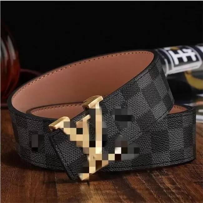 Fashion Luxury Belts Men Women Big Gold Buckle Designer AP001 Genuine Leather Belt Classical Ceinture 2.0cm 2.8cm 3.4cm 3.8cm Width box, High quality with box
Fashion Luxury Belts Men Women Big Gold Buckle Designer AP001 Genuine Leather Belt Classical Ceinture 2.0cm 2.8cm 3.4cm 3.8cm Width box, High quality with box