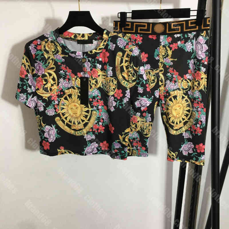 women yoga pants leggings set printed t shirt two piece suit running tracksuit luxury Short Mouw Crop Top High Tail Sport logo designer womens clothes
women yoga pants leggings set printed t shirt two piece suit running tracksuit luxury Short Mouw Crop Top High Tail Sport logo designer womens clothes
