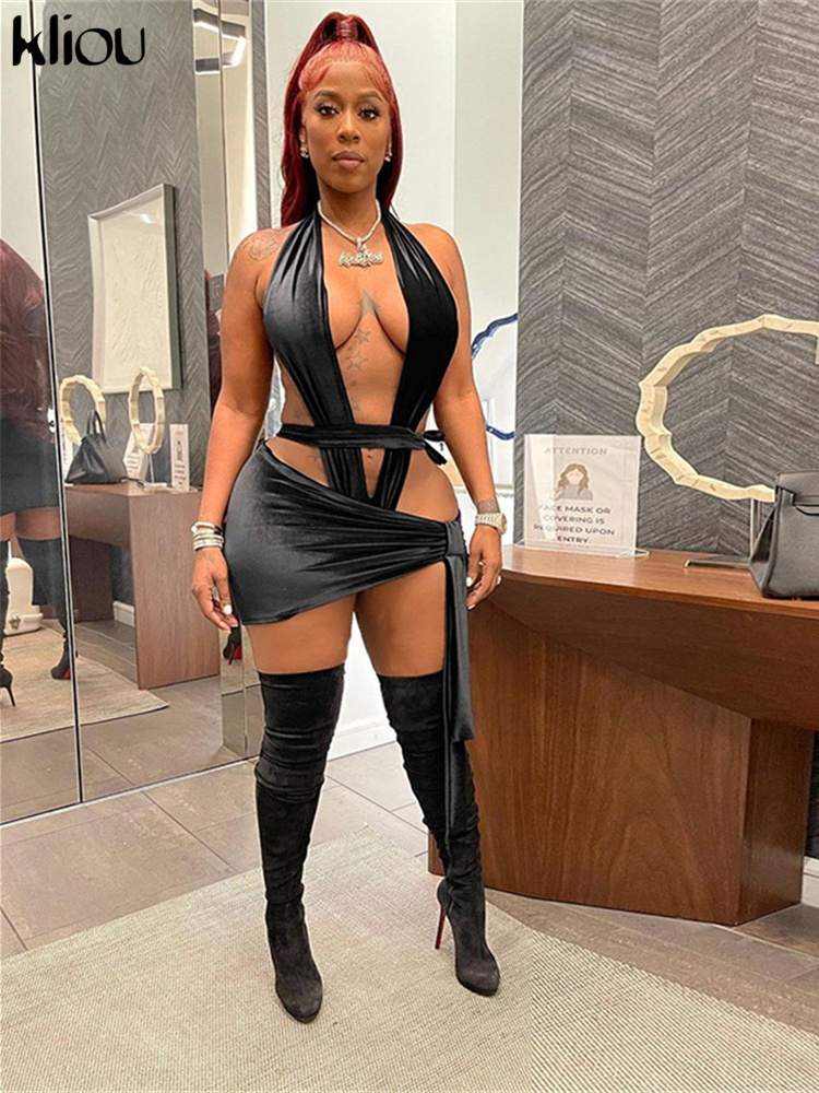 Kliou Sexy Cleavage Two Piece Set Women Halter Sleeveless Bodysuit+Short Dress Simple Suit Solid Pleated Streetwear Female 220509