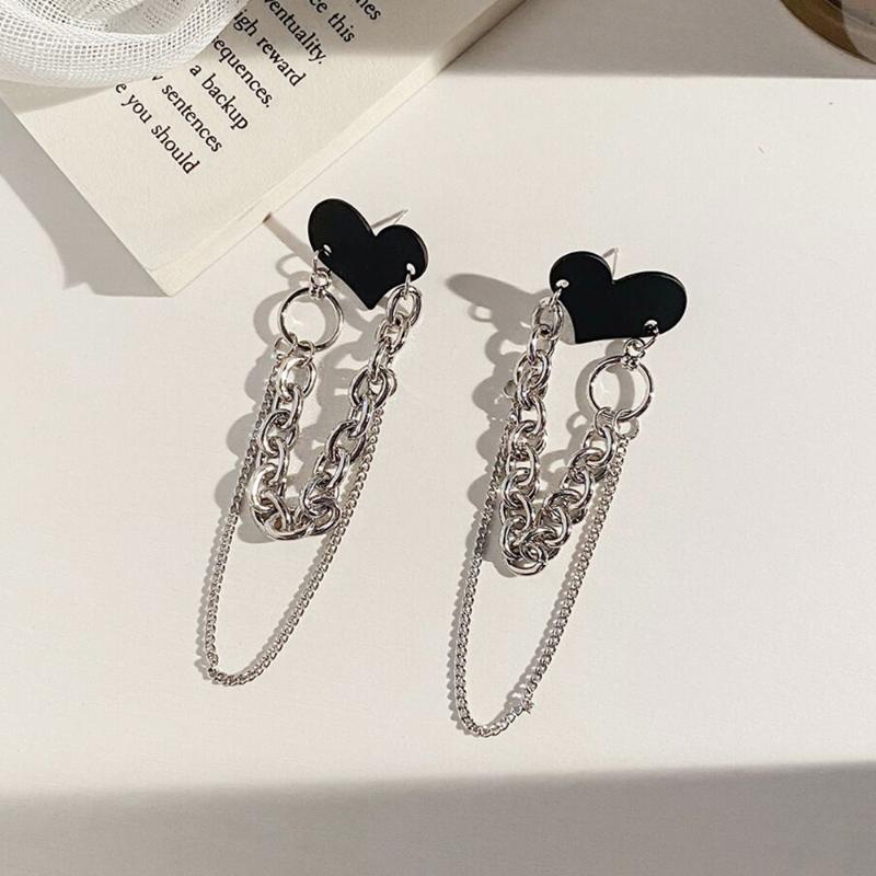 Clip-on & Screw Back Fashion Women Drop Earrings Double Chain Link Black Heart Sweet And Cool Hip-hop Style For 2022Clip-on
Clip-on & Screw Back Fashion Women Drop Earrings Double Chain Link Black Heart Sweet And Cool Hip-hop Style For 2022Clip-on