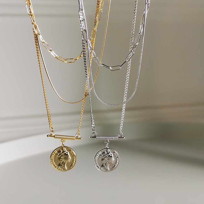 Sterling Silver Ins Accessories Double-layer Coin Folding Necklace Women's New Light Luxury Small and Versatile Simple Clavicle Chain
Sterling Silver Ins Accessories Double-layer Coin Folding Necklace Women's New Light Luxury Small and Versatile Simple Clavicle Chain