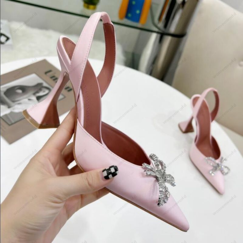 Luxury Designer Amina Muaddi Womens sandals leather sole designer high heels 10cm diamond chain decoration silk wedding sexy banquet women Light Pink Satin shoes
