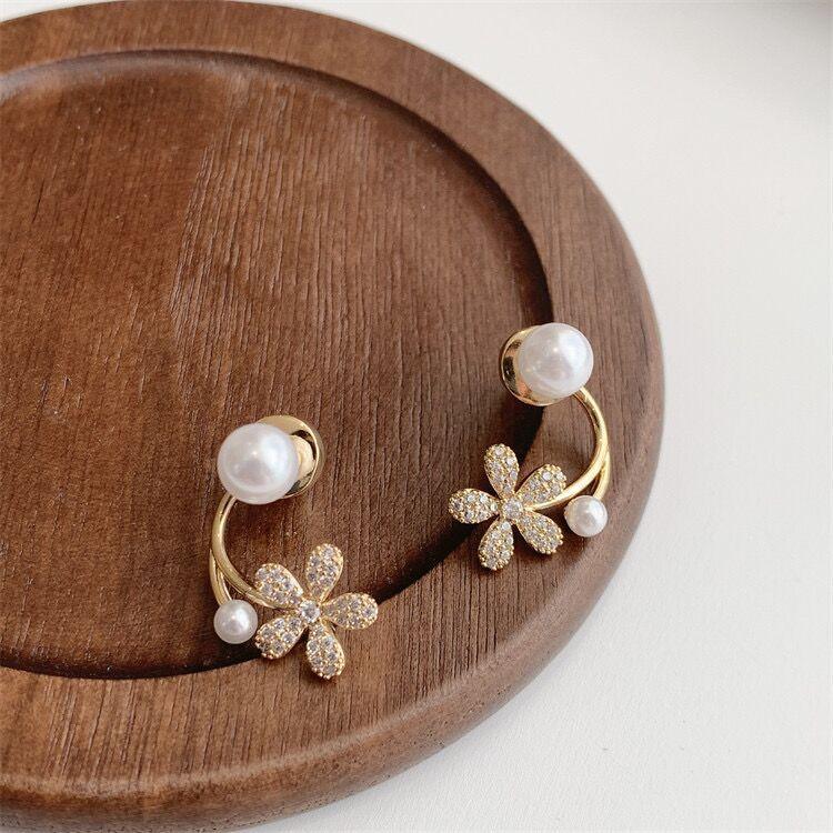 Dangle & Chandelier Fashion Rhinestone Flower Pearl Stud Earrings Women's Exquisite Trend 2022 Jewelry For WomenDangle
Dangle & Chandelier Fashion Rhinestone Flower Pearl Stud Earrings Women's Exquisite Trend 2022 Jewelry For WomenDangle