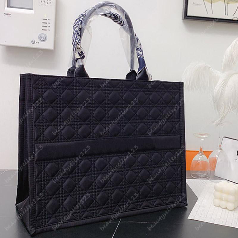 Luxury Designer Shoulder Bags Totes Bag Fashion Womens Handbags Purse Tote Ladies Casual Women Big Purse Handbag Two Sizes Cross Body, Increase freight
Luxury Designer Shoulder Bags Totes Bag Fashion Womens Handbags Purse Tote Ladies Casual Women Big Purse Handbag Two Sizes Cross Body, Increase freight
