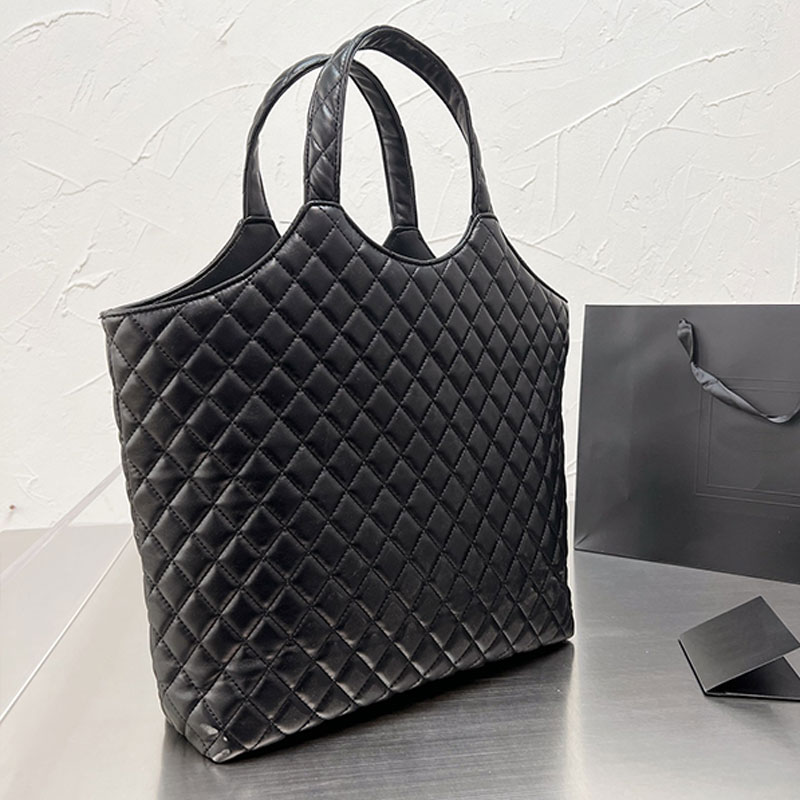 Gaby Tote Shopping Bag Quilted Handbag Genuine Leather Rhombic Pattern Fashion Letters Interior Zip Pocket High Quality Large Capacity Handbags Gold Hardware
Gaby Tote Shopping Bag Quilted Handbag Genuine Leather Rhombic Pattern Fashion Letters Interior Zip Pocket High Quality Large Capacity Handbags Gold Hardware