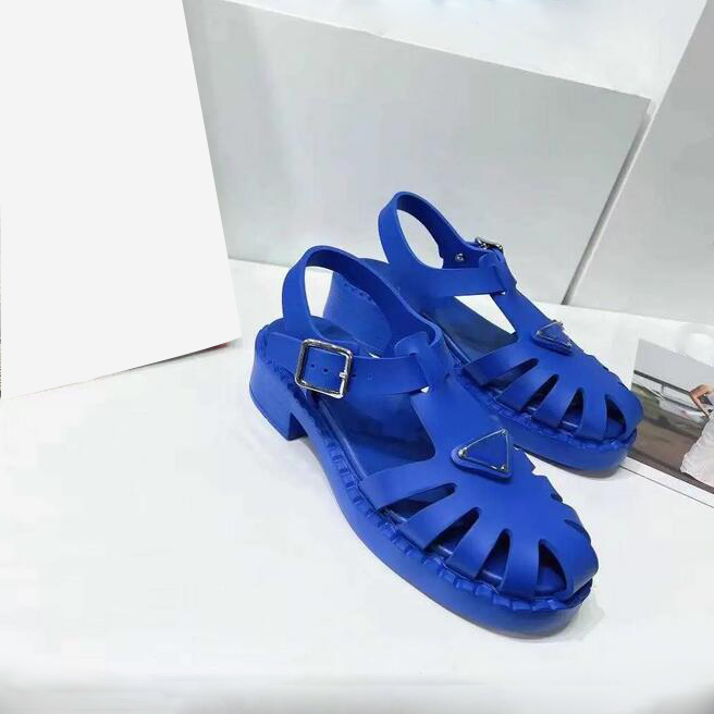 top quality Casual Shoes New arrival 2022sscollege sandals spring and Summer Pop small leather shoes fashionable matching socks classic soft rubber sole size35-41, Black
top quality Casual Shoes New arrival 2022sscollege sandals spring and Summer Pop small leather shoes fashionable matching socks classic soft rubber sole size35-41, Black