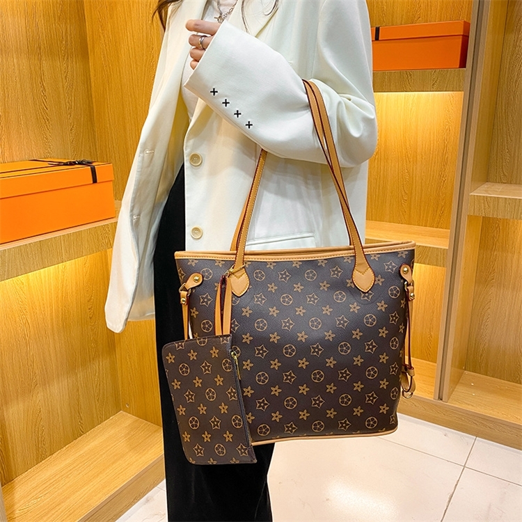 38% OFF Bag women new printed portable trend women's shoulder fashion child and mother's bag, Old flower brown 1
38% OFF Bag women new printed portable trend women's shoulder fashion child and mother's bag, Old flower brown 1