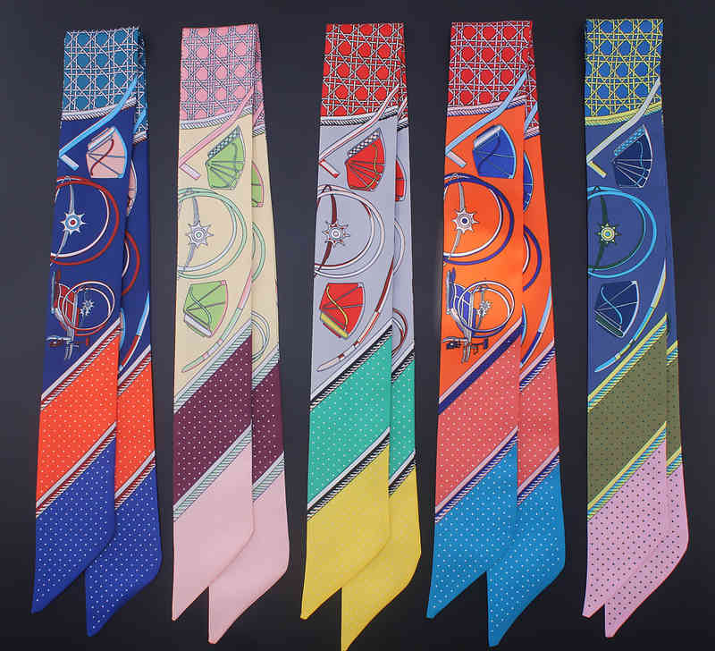 Summer Fall 100 Silk Scarf Twilly Kerchief Luxury Fashion Horse Print Ribbon Bandana Neck Hairband Headscarf
Summer Fall 100 Silk Scarf Twilly Kerchief Luxury Fashion Horse Print Ribbon Bandana Neck Hairband Headscarf