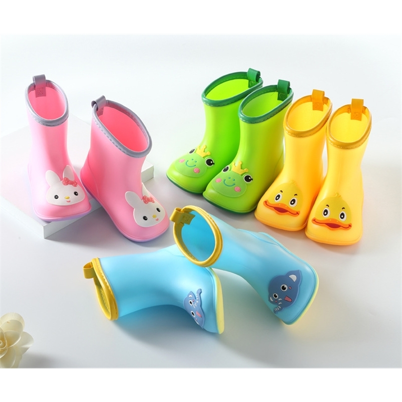Nice Wide Round Toe Children Rainboots Baby PVC Rubber Waterproof Kids Water Shoes Lovely Cartoon Rain Boots Platform D03223 220816, Blue 
Nice Wide Round Toe Children Rainboots Baby PVC Rubber Waterproof Kids Water Shoes Lovely Cartoon Rain Boots Platform D03223 220816, Blue