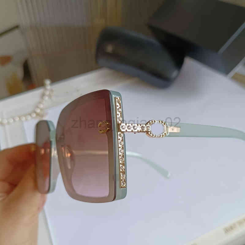 Designer Channel Sunglass Cycle Luxurious Fashion Polarize Sunglasses Woman Mens Anti UV New Vintage Oversized Baseball Sport Casual Summer Sun Glasses
Designer Channel Sunglass Cycle Luxurious Fashion Polarize Sunglasses Woman Mens Anti UV New Vintage Oversized Baseball Sport Casual Summer Sun Glasses