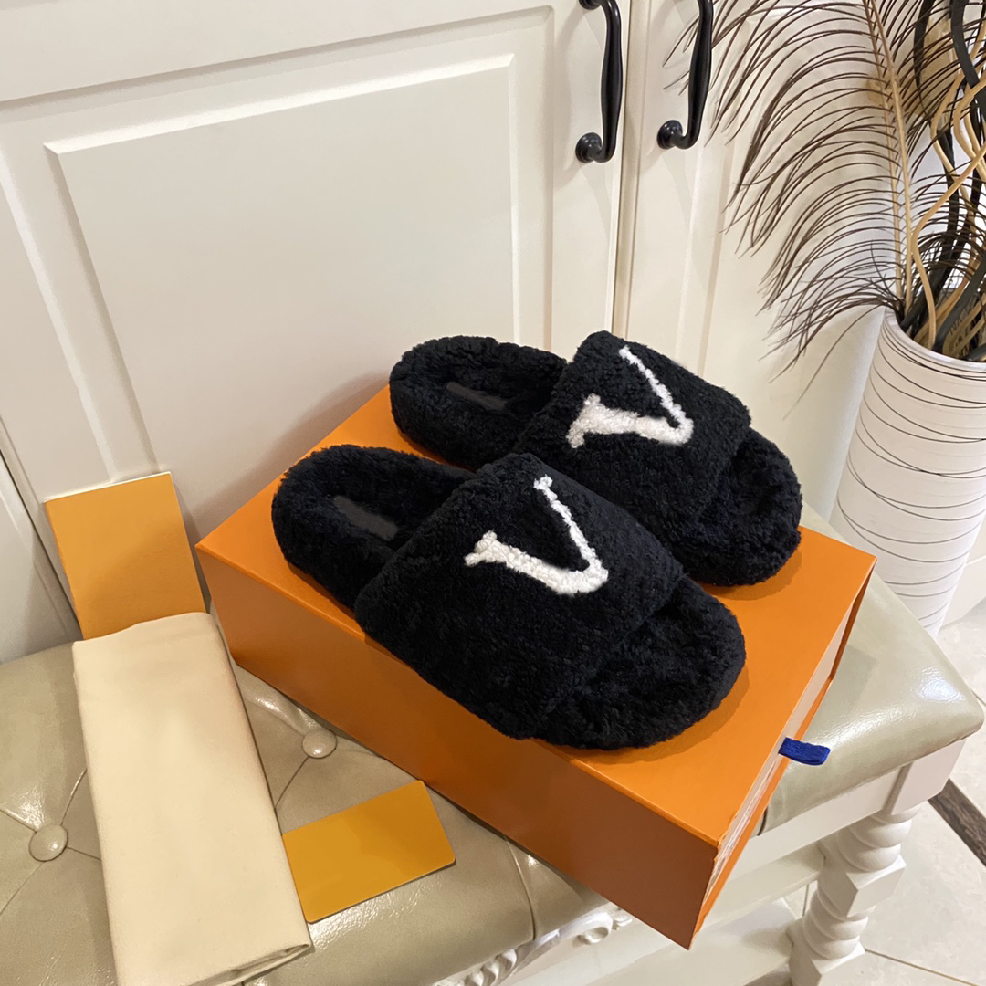 Women Fur Slippers … - image