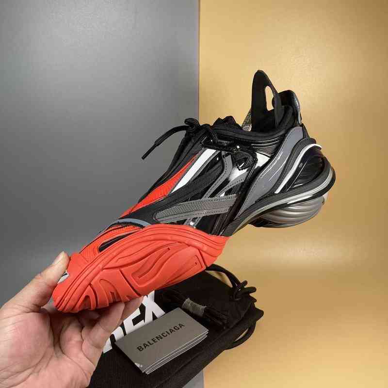 Designer Bbalencaigass Fashion Casual Shoes 0 Paris Track3 Men's and Women's B's Same Sneakers Generation Tyrex 5 0 Square Head
Designer Bbalencaigass Fashion Casual Shoes 0 Paris Track3 Men's and Women's B's Same Sneakers Generation Tyrex 5 0 Square Head