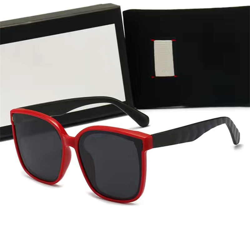 Top luxury Sunglasses polaroid lens designer womens Mens Goggle senior Eyewear For Women eyeglasses frame Vintage Metal Sun Glasses Original Box 008
Top luxury Sunglasses polaroid lens designer womens Mens Goggle senior Eyewear For Women eyeglasses frame Vintage Metal Sun Glasses Original Box 008