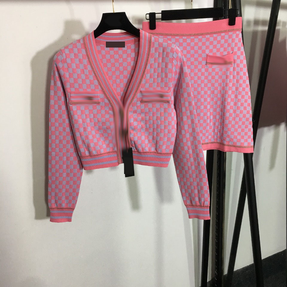 226 2022 Spring Summer Brand Same Style Short Pants Two PIeces Sets High Quality Women's Two Piece Pants Black Yellow Long Sleeve Zipper MEIYI
226 2022 Spring Summer Brand Same Style Short Pants Two PIeces Sets High Quality Women's Two Piece Pants Black Yellow Long Sleeve Zipper MEIYI