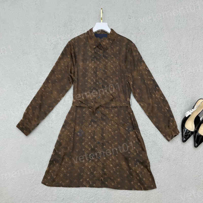 Brand Women Dresses Classic 22ss Early Autumn Fashion Logo Print Retro Old Flower Gradient Dress Luxury Designer Dresses For Women Clothing 0912, 17
Brand Women Dresses Classic 22ss Early Autumn Fashion Logo Print Retro Old Flower Gradient Dress Luxury Designer Dresses For Women Clothing 0912, 17