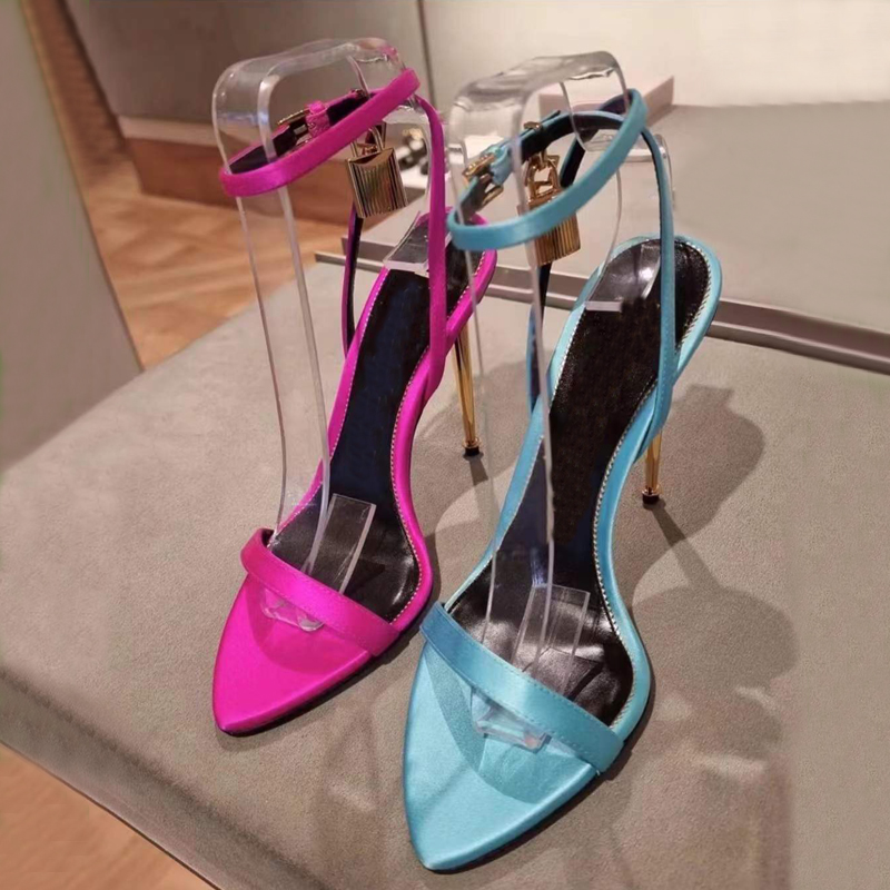 stiletto heel sandals womens shoe Fashion Designer Satin Gold padlock Dress shoes Genuine Narrow Band high Heeled women sandal shoes factory footwear, Blue 1#
stiletto heel sandals womens shoe Fashion Designer Satin Gold padlock Dress shoes Genuine Narrow Band high Heeled women sandal shoes factory footwear, Blue 1#