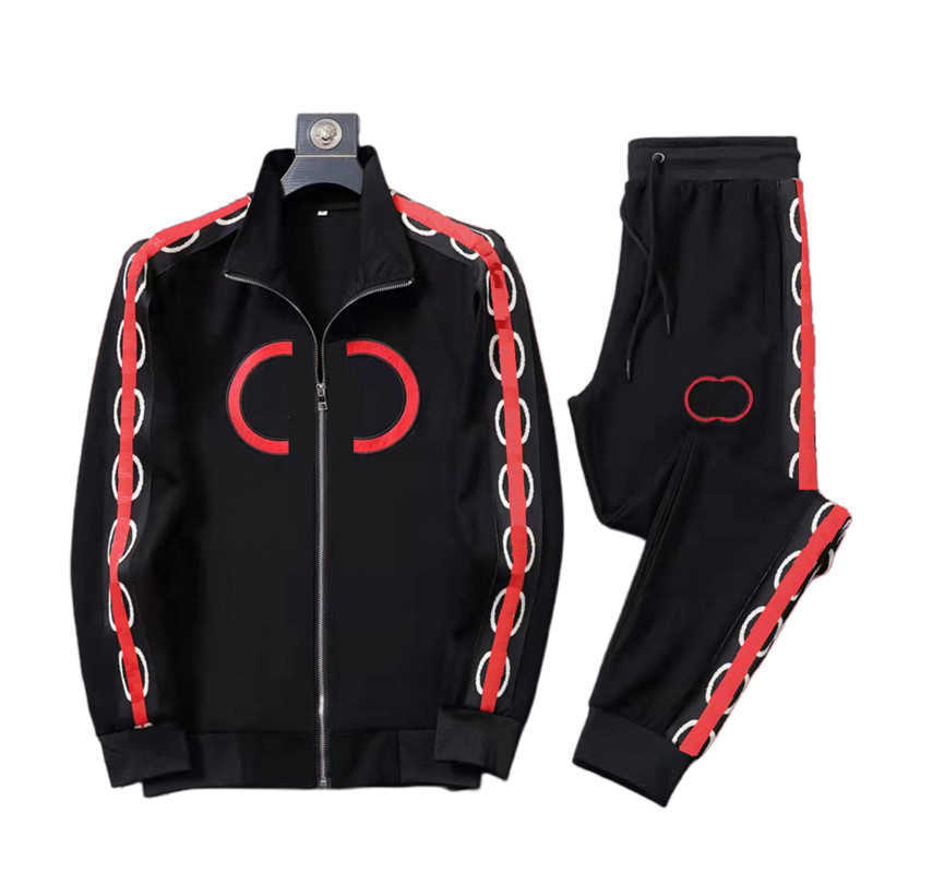 2022 early spring Men's Tracksuits new color block letter zipper short sleeve T-shirt double line fine cotton black and white 5 S4
2022 early spring Men's Tracksuits new color block letter zipper short sleeve T-shirt double line fine cotton black and white 5 S4