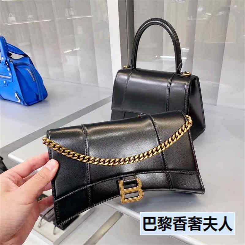 Designer Handbag Balenciga Women's Ltalyhourglass Series One Shoulder Messenger Chain Woc Bag
Designer Handbag Balenciga Women's Ltalyhourglass Series One Shoulder Messenger Chain Woc Bag