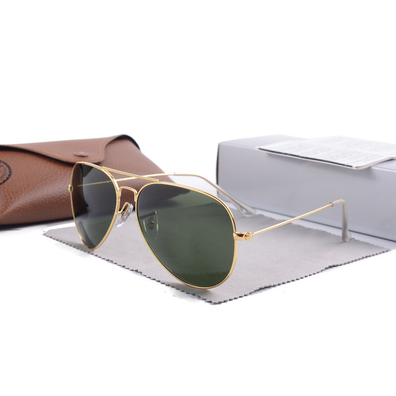 2022 Luxury brand round women sunglasses glass lens Metal frame 3025 3026 high-quality Pilot aviator
2022 Luxury brand round women sunglasses glass lens Metal frame 3025 3026 high-quality Pilot aviator