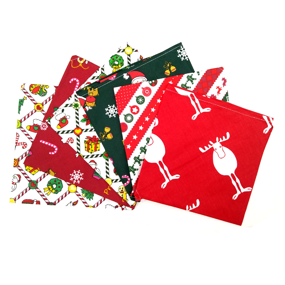Christmas Bandanas Festival Day Dog Apparel Santa Claus Triangle Pet Bib Adjustable Pets Bandana Soft Puppy Kerchief for Small Medium Dogs Snowman Bel