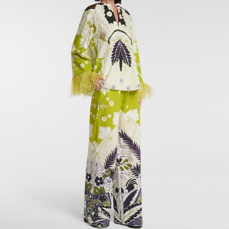 Women' Two Piece Pants Qian Han Zi Designer Runway Fashion Set Women' Long Sleeve Feather Top/Blouse Vintage Pattern Print SuitWomen, Multi
Women' Two Piece Pants Qian Han Zi Designer Runway Fashion Set Women' Long Sleeve Feather Top/Blouse Vintage Pattern Print SuitWomen, Multi